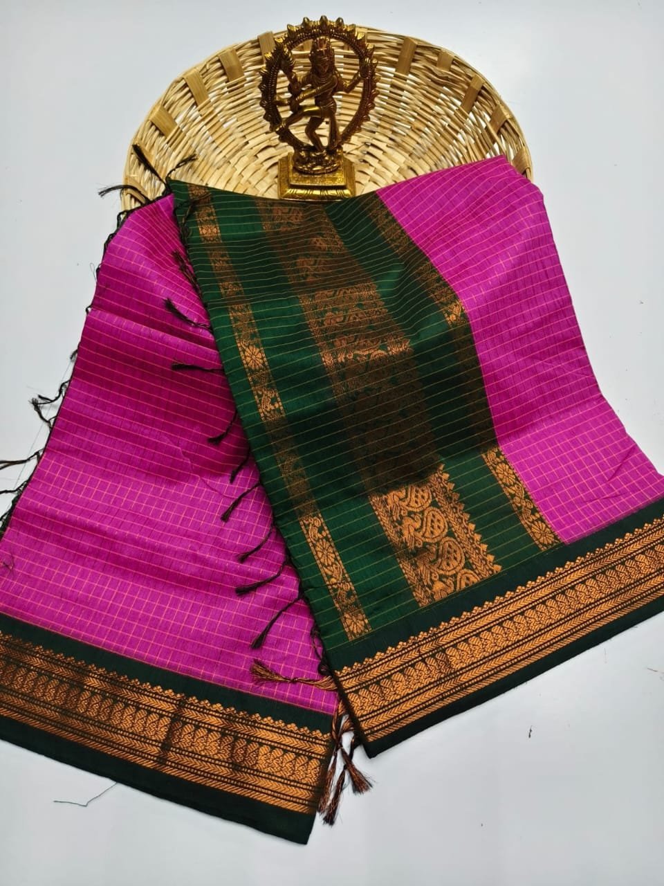 Pink and Green Premium Gadwal Pattern Cotton Checked Saree with Grand Jari Pallu