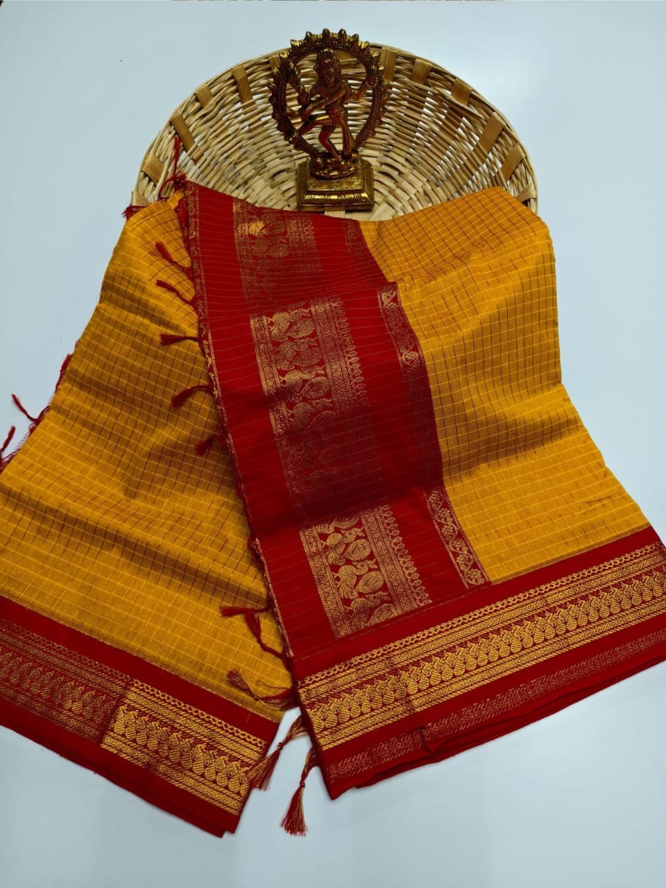 Orange and Red Premium Gadwal Pattern Cotton Checked Saree with Grand Jari Pallu