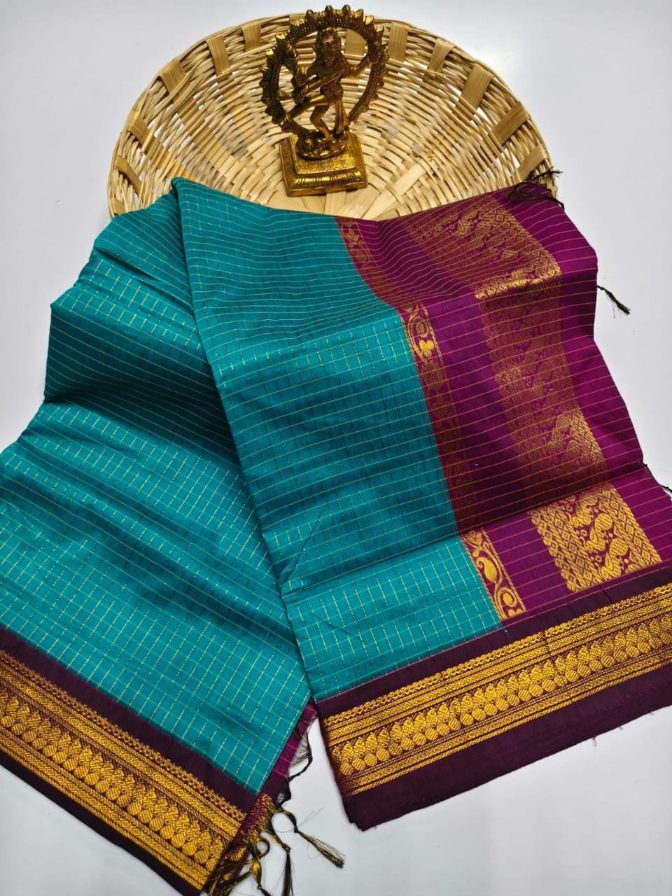 Rama Green Premium Gadwal Pattern Cotton Checked Saree with Grand Jari Pallu